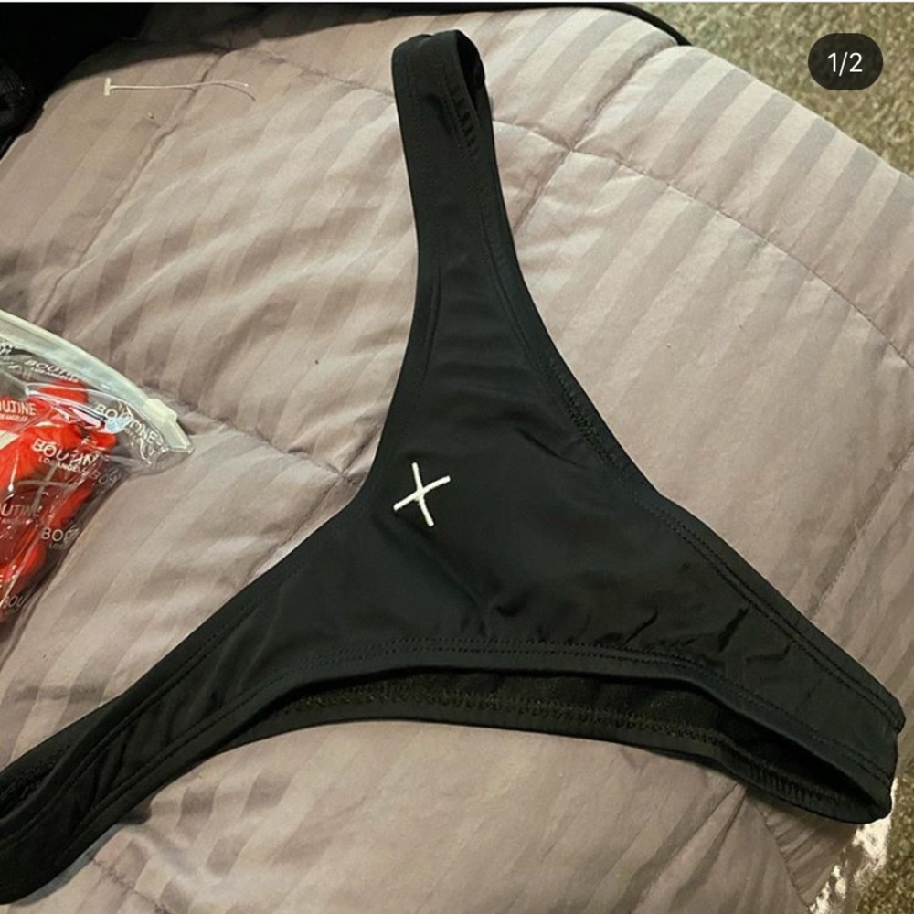 BoutineLA bikini bottoms